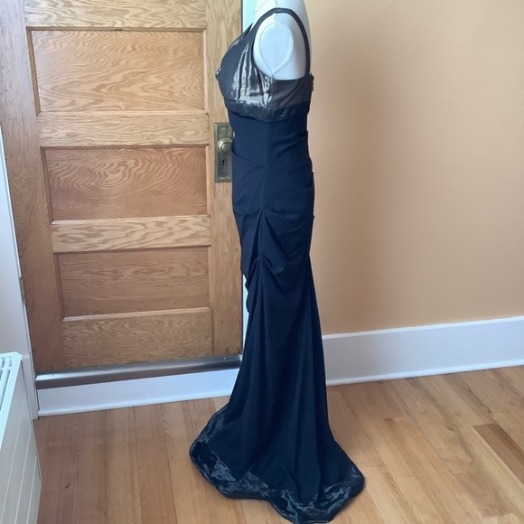 NICOLE MILLER Metallic Bronze/Black Silk Plunge Formal Gown - Picture 3 of 13